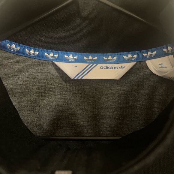 Adidas Jumper Size 10 - Picture 6 of 8